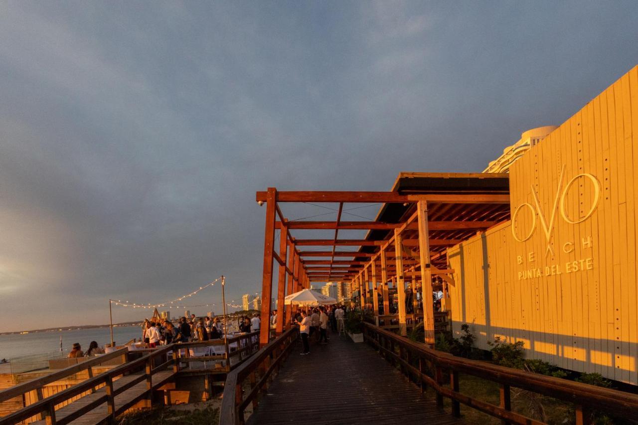 Enjoy Punta Del Este Zewnętrze zdjęcie The pier at the end of the boardwalk