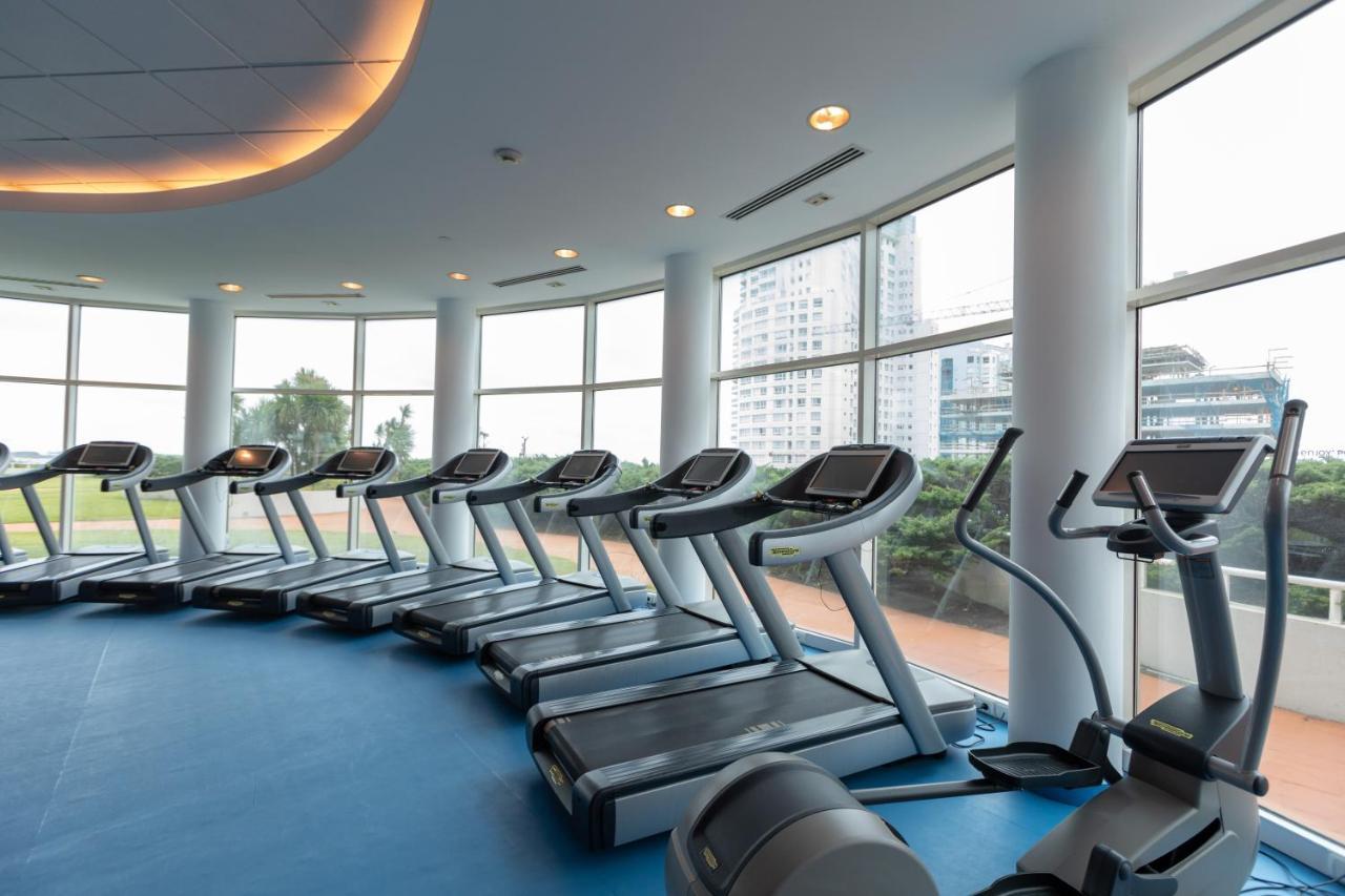 Enjoy Punta Del Este Zewnętrze zdjęcie A row of treadmills