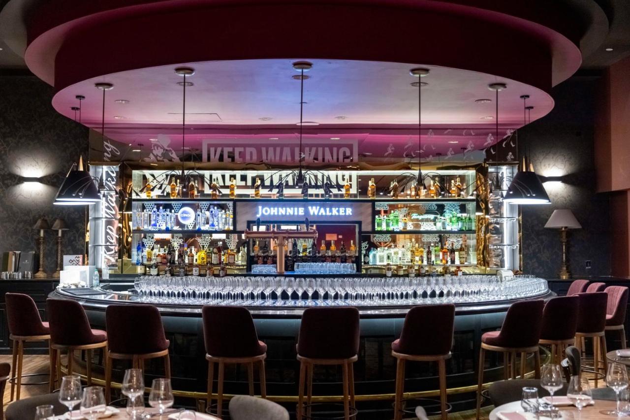 Enjoy Punta Del Este Zewnętrze zdjęcie The bar at the Johnnie Walker House in London