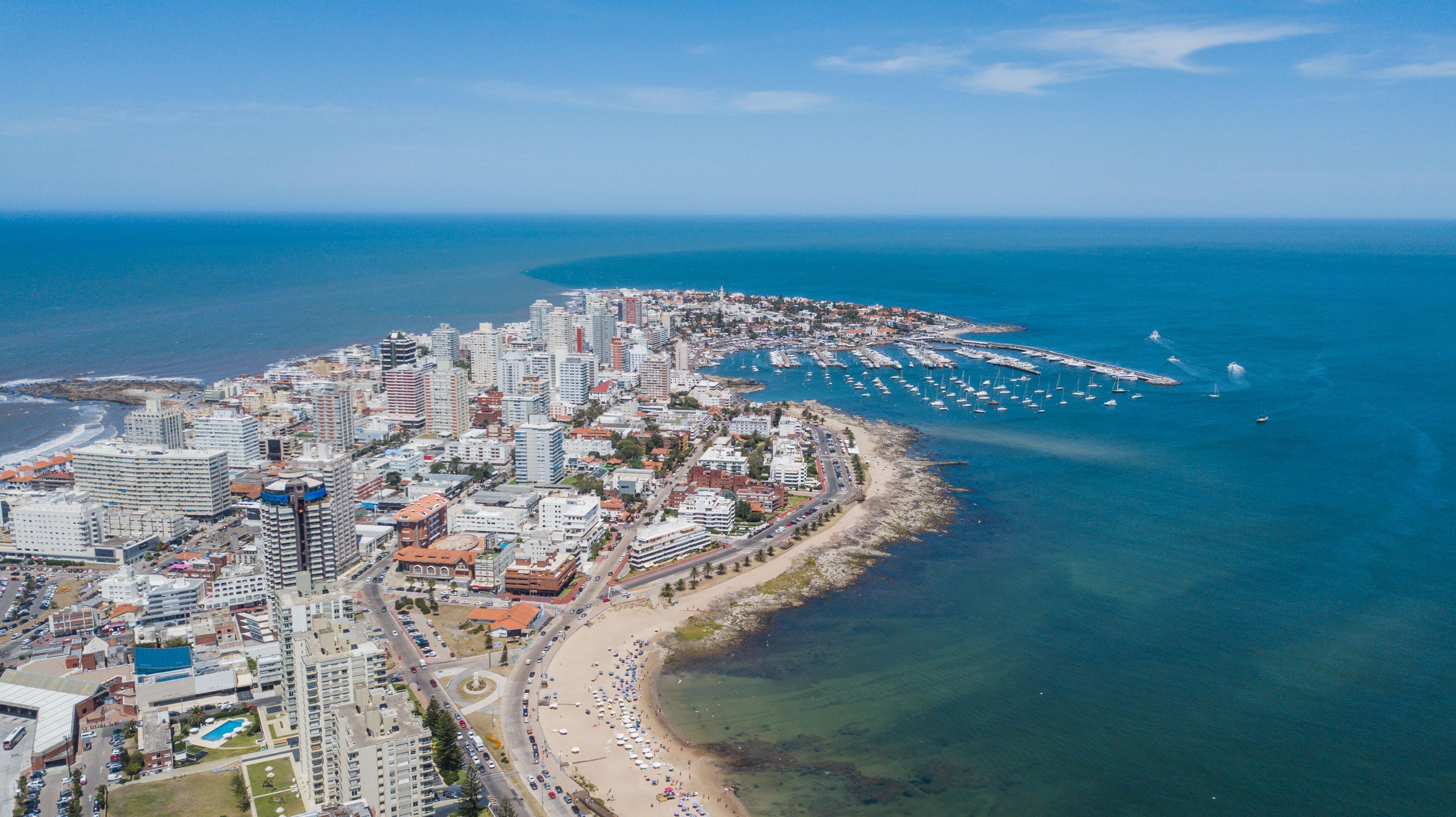 Enjoy Punta Del Este Zewnętrze zdjęcie Aerial view of the city