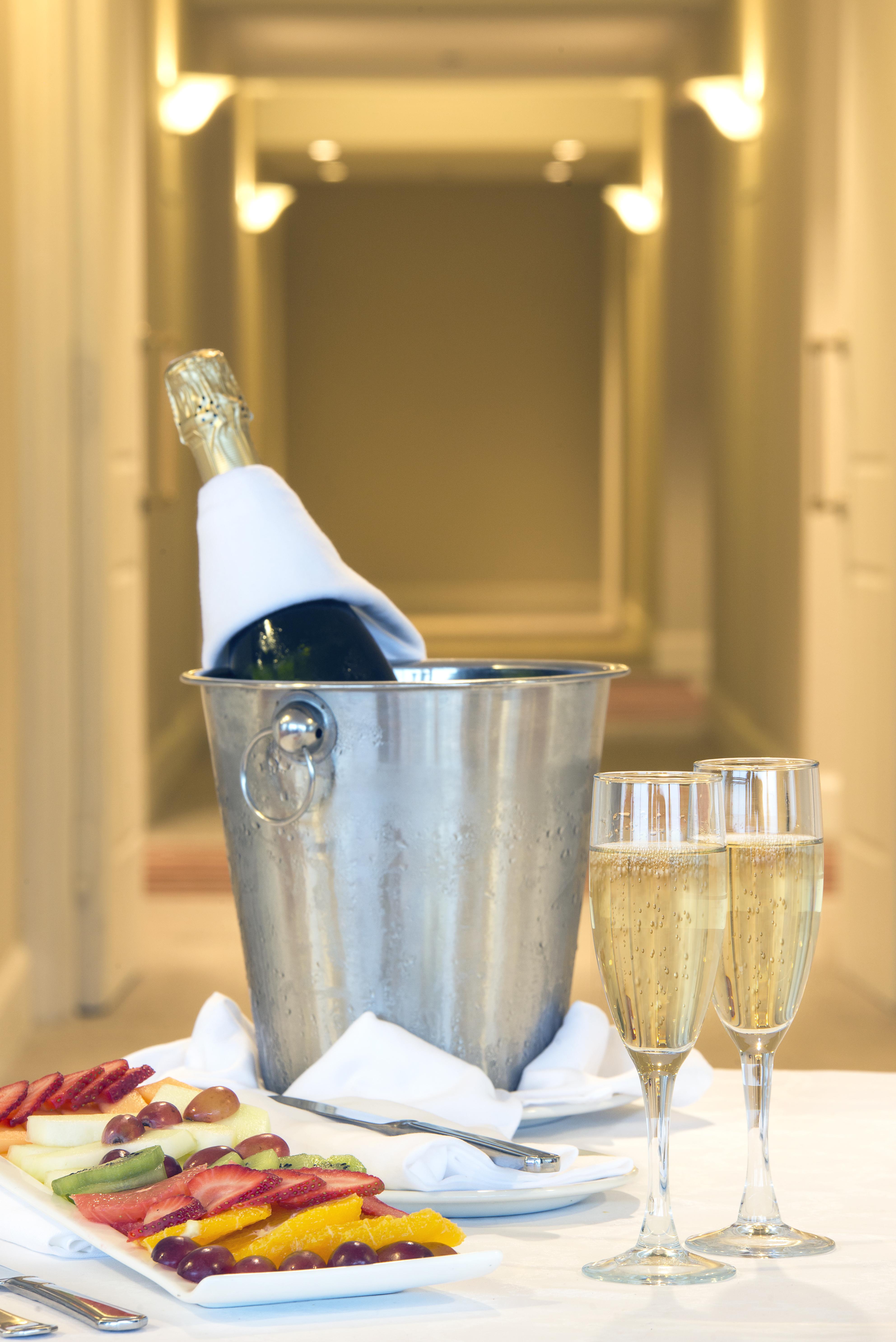 Enjoy Punta Del Este Zewnętrze zdjęcie Champagne